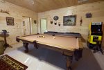 3 Little Cubs Lodge- Blue Ridge GA pool table